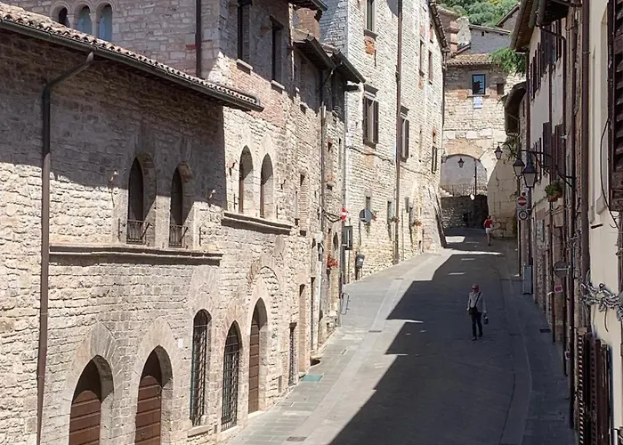 Hotel Residenza Via Dante Gubbio