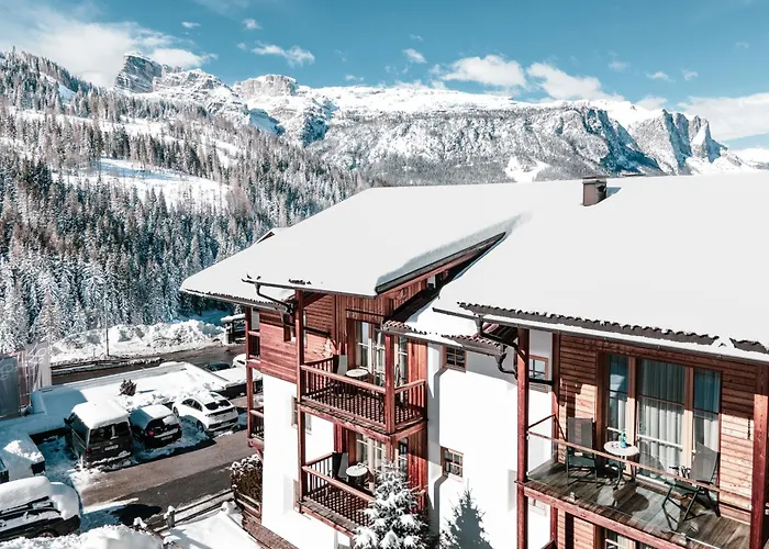 Hotel La Fradora - Dolomites Hotel San Cassiano 