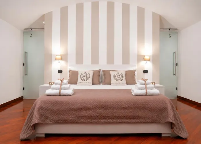 Montesantogroup Sorrento Room Napoli