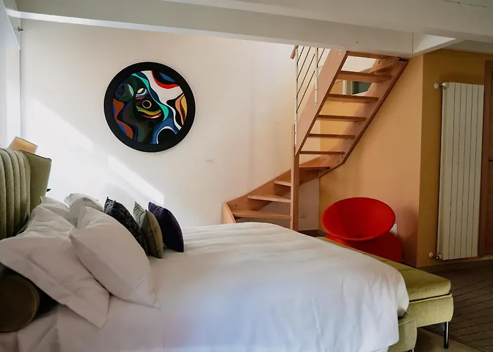 Ginevra Boutique Rooms - Palazzo Leosini - Residenze D'Epoca LʼAquila