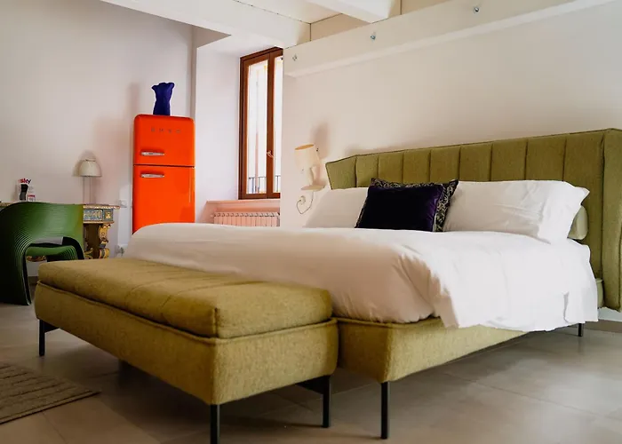 Ginevra Boutique Rooms - Palazzo Leosini - Residenze D'Epoca LʼAquila