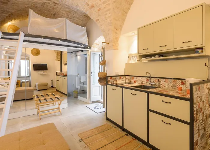 Hotel Alcova Cellini Bell'Italia Cisternino