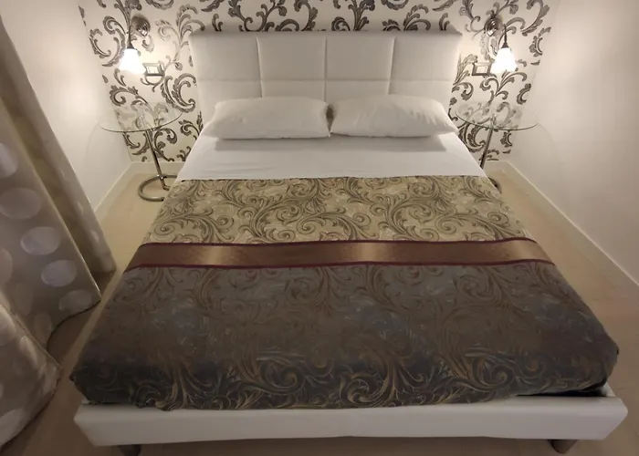 Sami Rooms - Teatro A 400 Mt - Ortigia A 1500 Mt - Syracuse