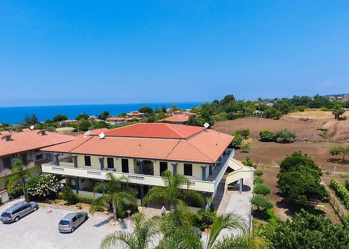 Residenceduemari Capo Vaticano