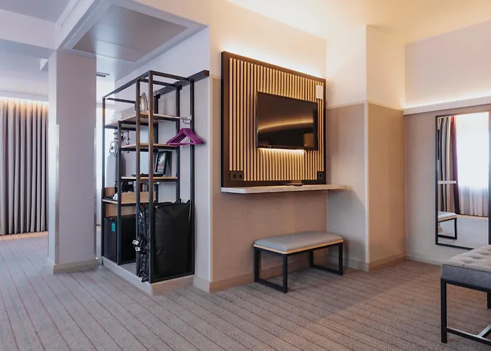 Premier Inn Koln City Mediapark