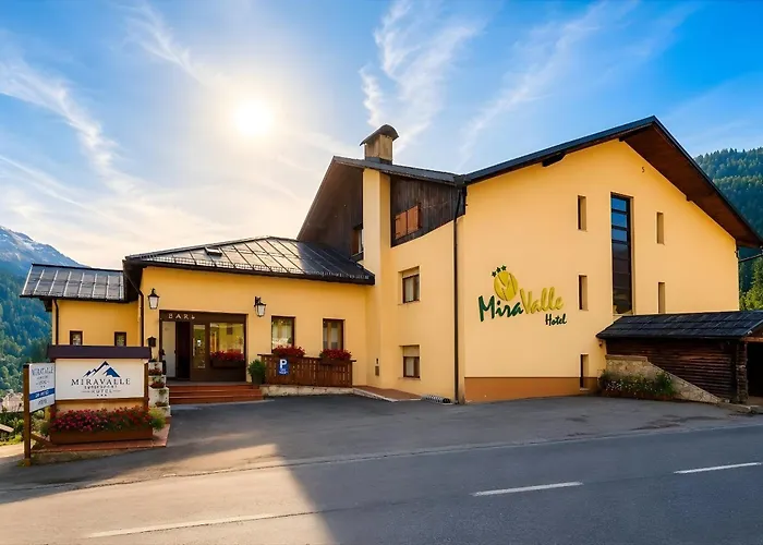 Miravalle Supersport Hotel Forni Avoltri