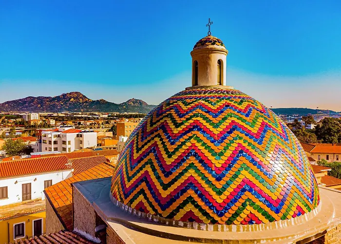 Hotel Int13 Via De Filippi Olbia