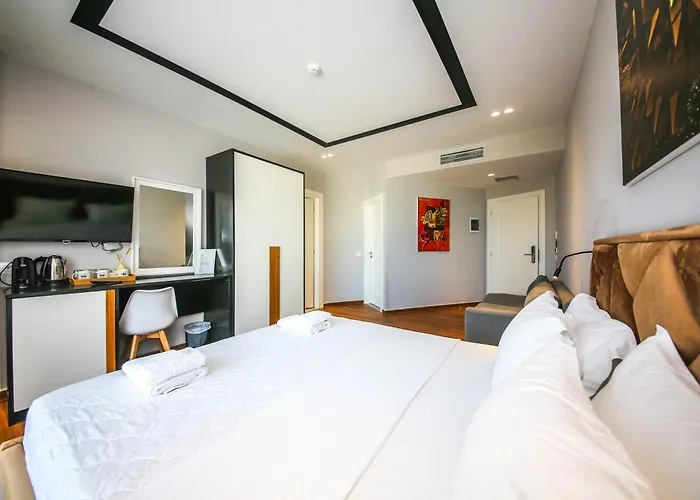 King Hotel Ksamil