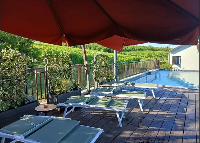 Bed and Breakfast Tra... Monti E Vigne La Morra