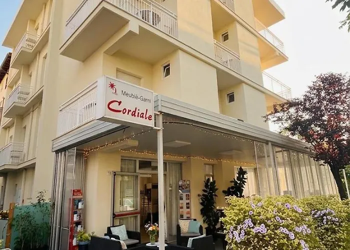 B&B - Meuble' - Hotel " Cordiale " Misano Adriatico