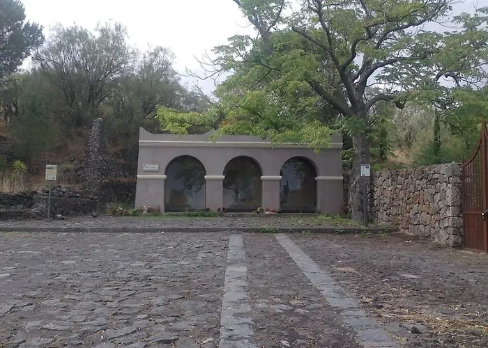 Gea Etna Apartment&Rooms Nicolosi