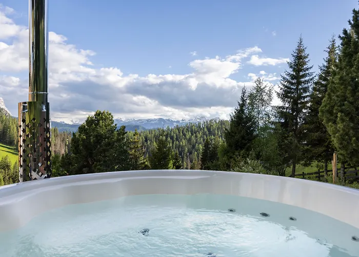 Alpine Hotel Gran Foda' San Vigilio Di Marebbe
