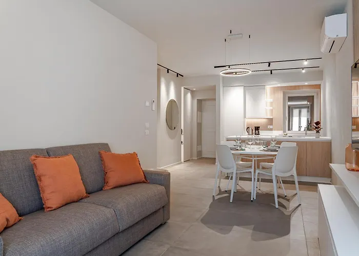 Aromi Piccolo Hotel Salò