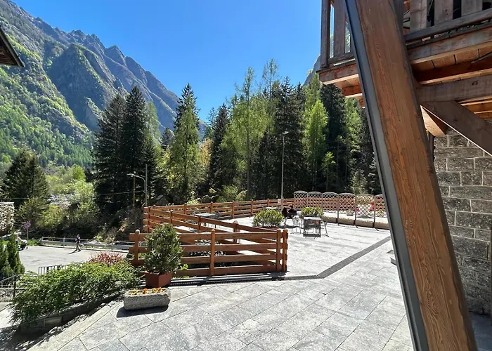 Hotel Le Cime Val Masino