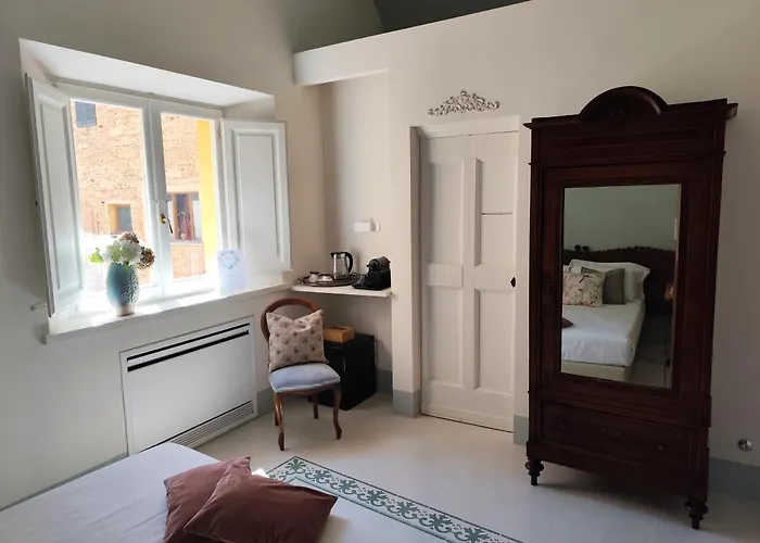 Dimora Dell'Erbe Rooms Montepulciano Stazione