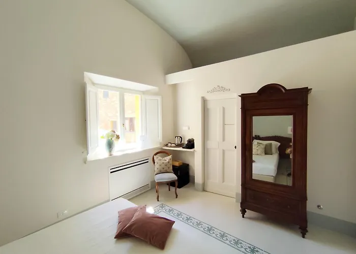 Dimora Dell'Erbe Rooms Montepulciano Stazione