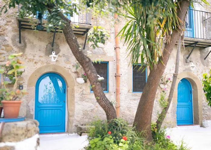 La Casa del Nespolo - Exclusive Country Suites - Seaview Pool&Self Check-in Capo dʼOrlando