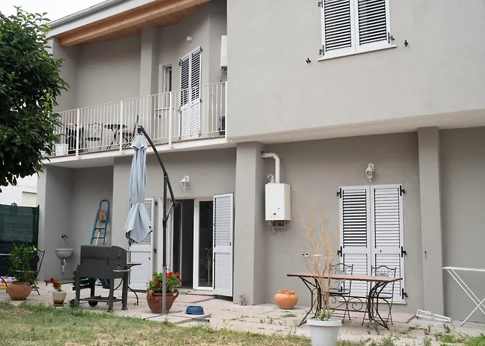 Guest House Da Roby Porto SantʼElpidio