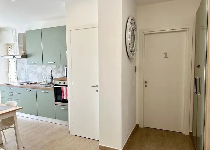 Monti Tiburtini Roma Guest House