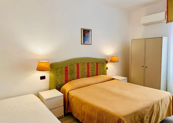 Hotel Ely Viareggio
