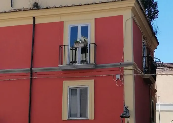 casa NARDIELLO appartamento al secondo piano con 2 camere disponibili Roma