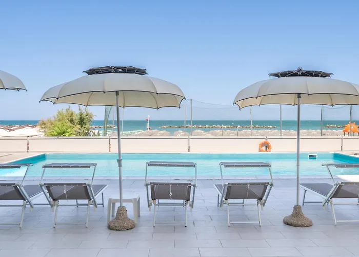 Hotel Embassy Pesaro
