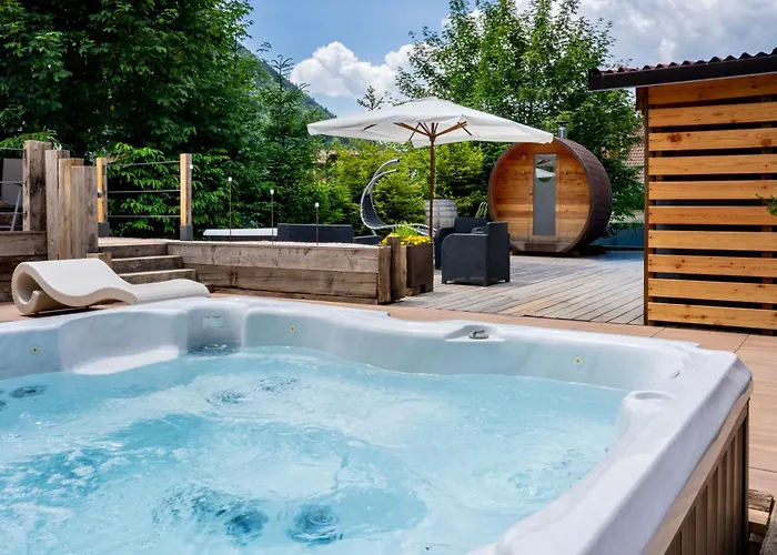 Alpen Chalet - Charme Mountain Hotel - Schilpario