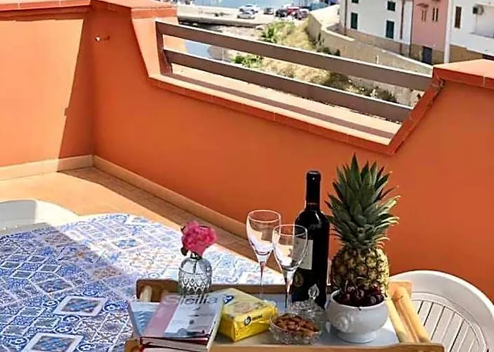 Bed and Breakfast By The Sea Terrasini
