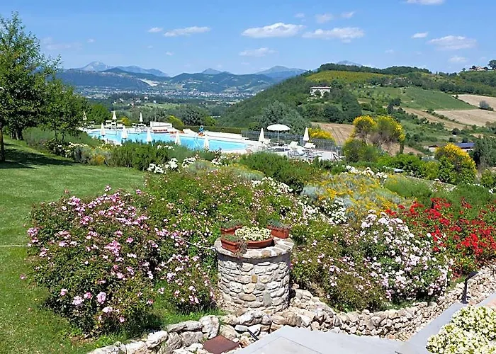 Phi Resort Coldimolino - Country House Gubbio