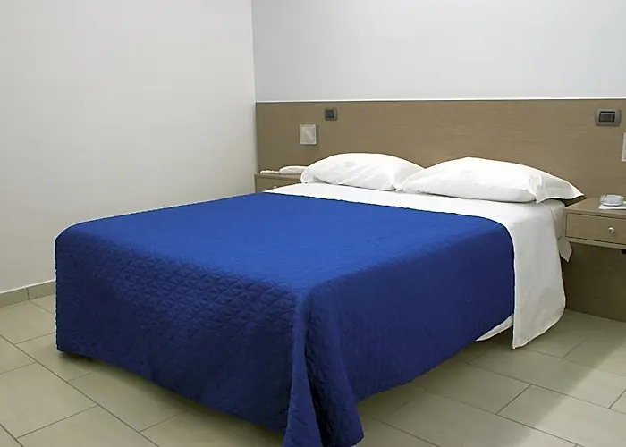 Hotel Cristian Giugliano In Campania