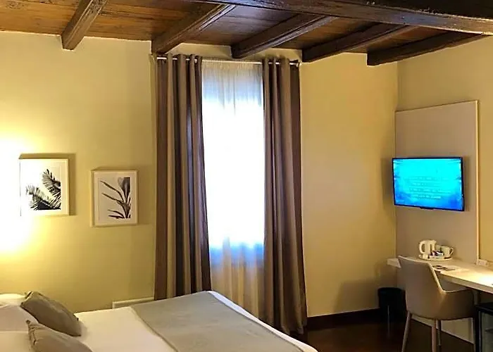 Hotel Boutique Antiche Mura Saluzzo