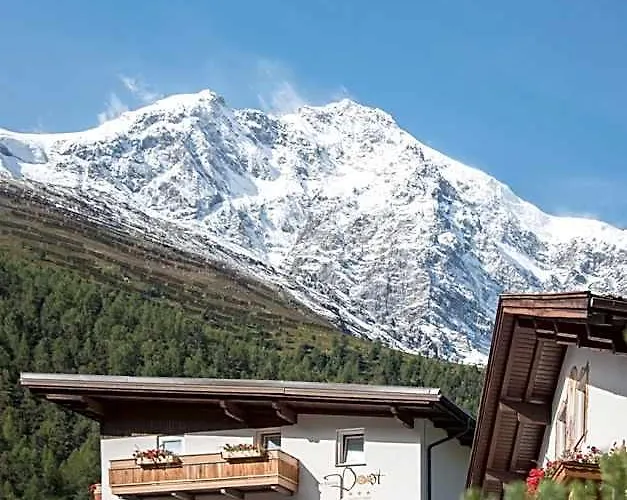 Alpin Garni Die Kleine Post Solda