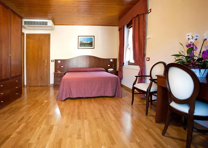 Hotel Oscella Santa Maria Maggiore