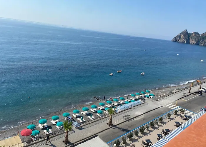 Hotel Kennedy SantʼAlessio Siculo