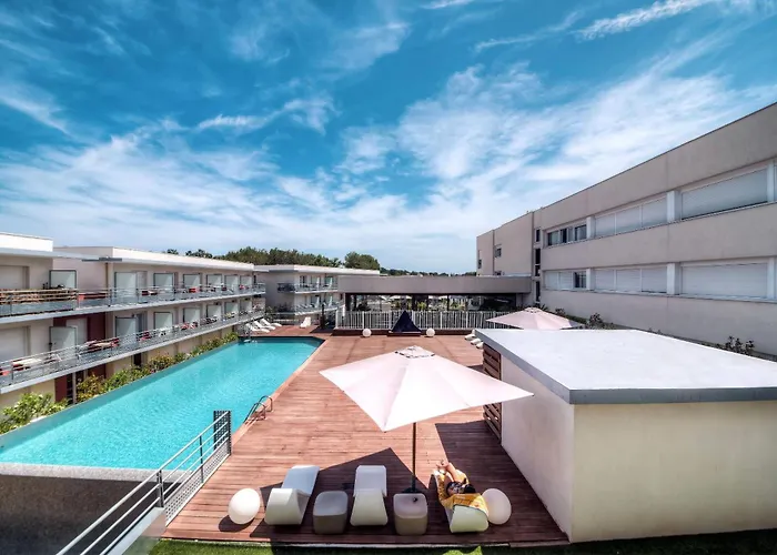 Zenitude Hôtel-Résidences Le Maestria Antibes