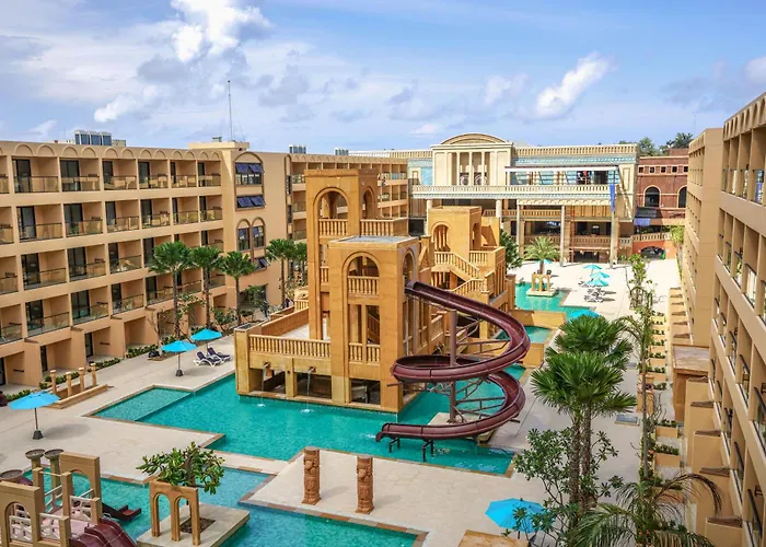 Hotel Pamookkoo Kata Beach 
