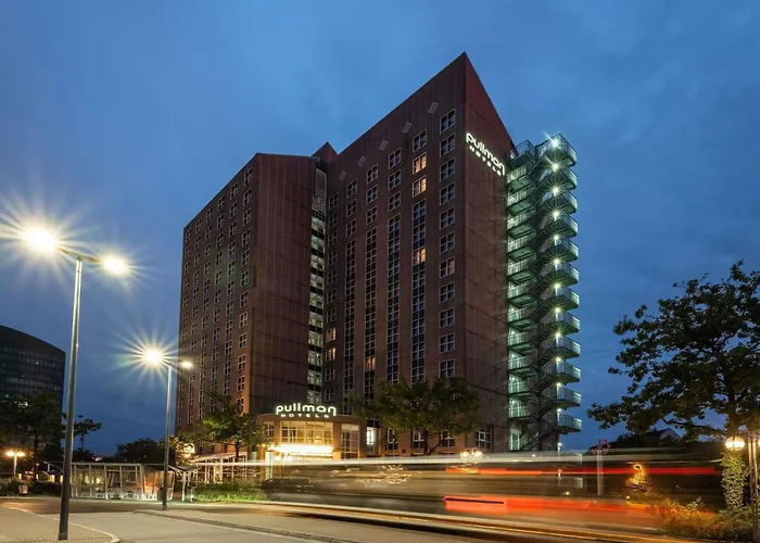 Hotel PULLMAN Stuttgart Fontana