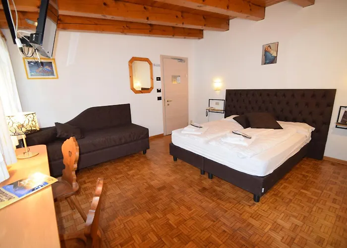 Albergo Miravalle-Tre Cime Views Auronzo di Cadore