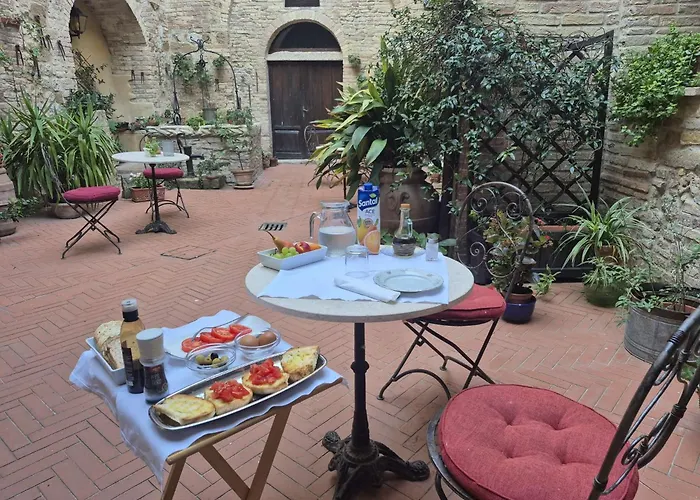 Hotel Residenza D'Epoca Palazzo Buonaccorsi San Gimignano