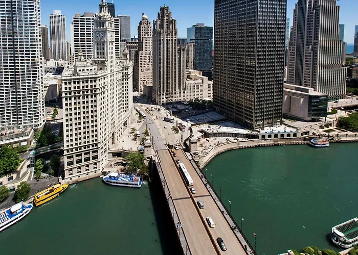 Hotel Londonhouse Chicago, Curio Collection By Hilton