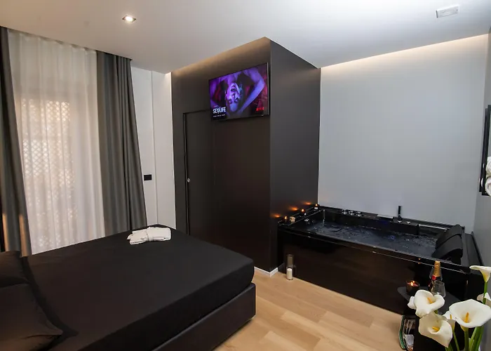 Contemporaneamente 147 - Modern & Comfort Rooms Bari