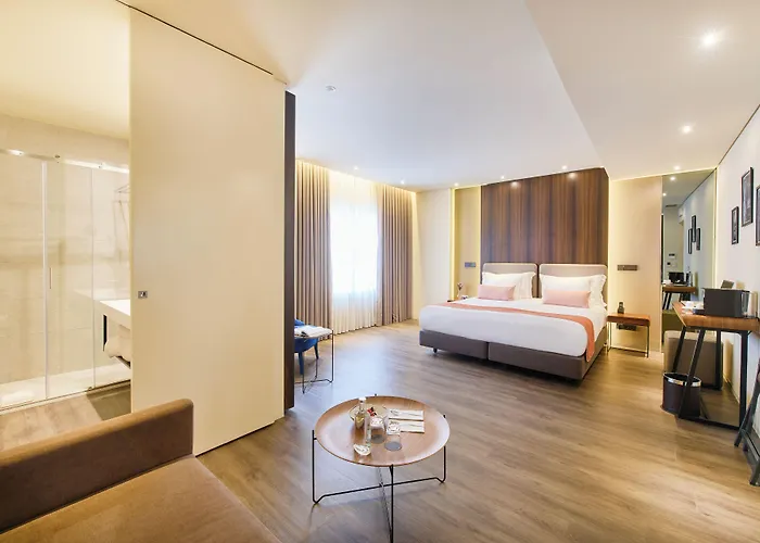 Hotel Moon & Sun Oporto