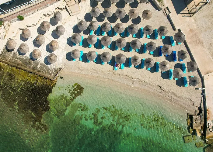 Oceanic Overview Suites Sarandë