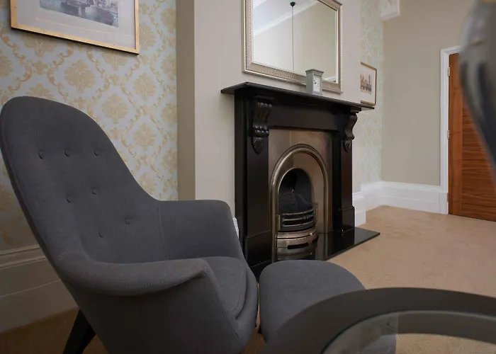 The Lansbury Heritage Hotel And Spa By Sunday - Canary Wharf Londra
