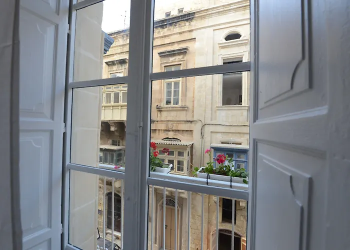 Paulos La Valletta