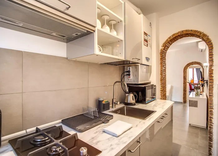 Tritone Top House Roma