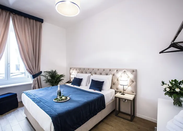 Chic&Town Luxury Rooms Piazza di Spagna Roma