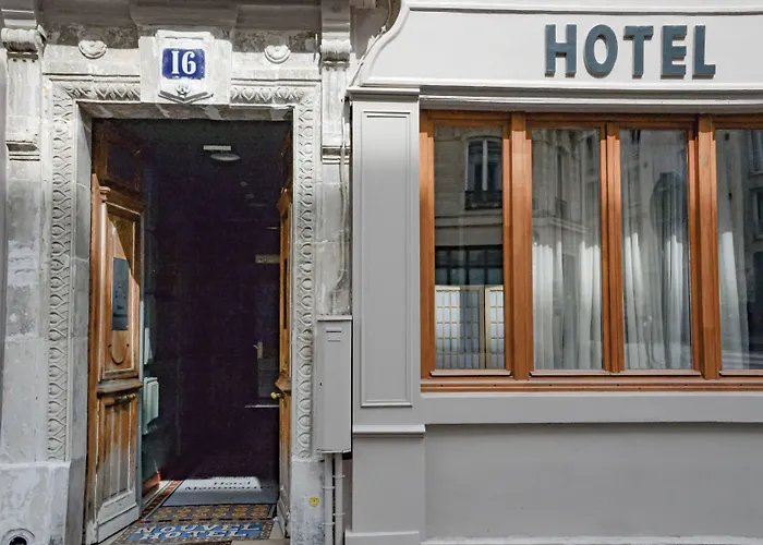 Hotel Montmartre - Nouvellement Renove Parigi