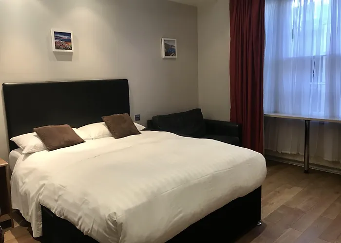 Rhodes Hotel Londra