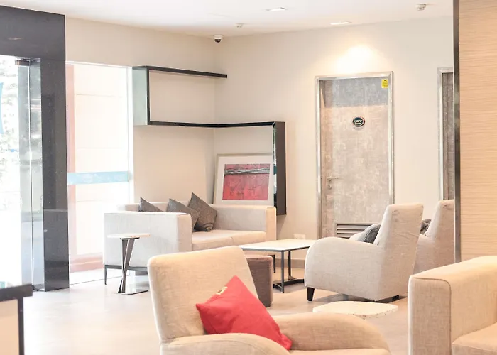 Ibis Budget Singapore Emerald